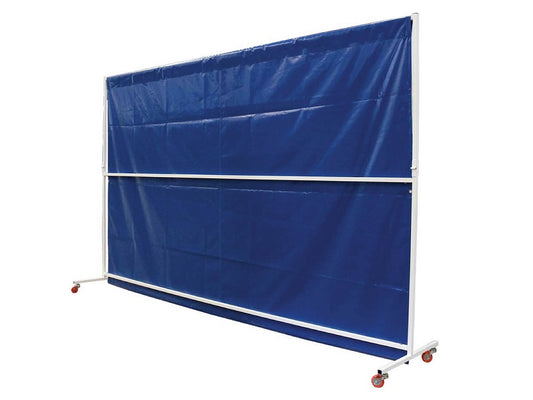 Cloison mobile repliable et bâche PVC classée au feu M2