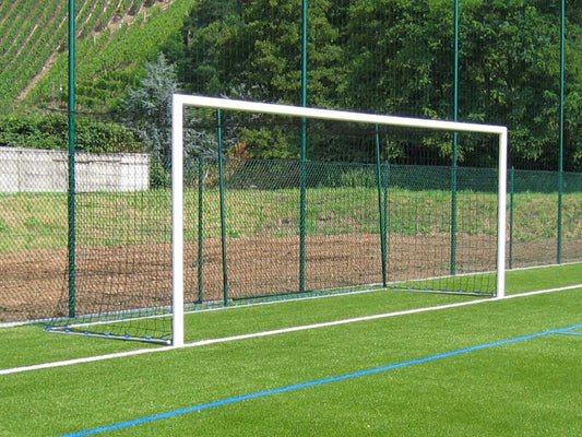 But de foot à 11 à sceller, en acier Ø101.6mm, avec crochets