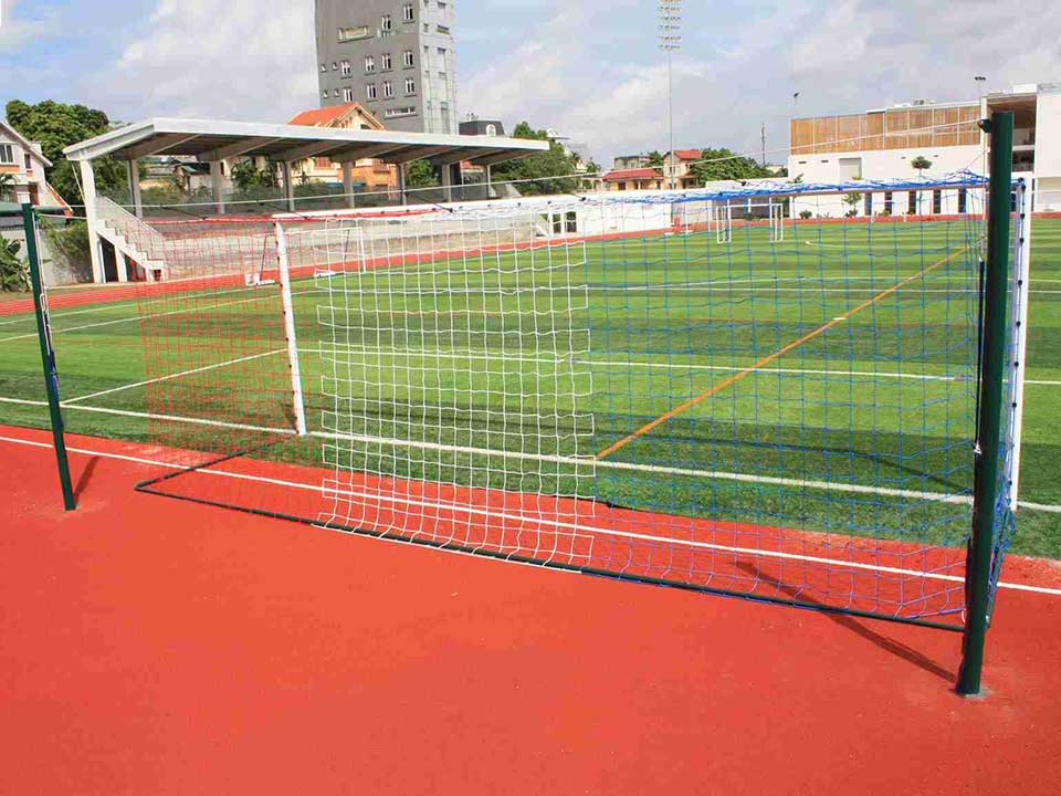 Mâts arrière prémium pour but de foot à 8 et à 11