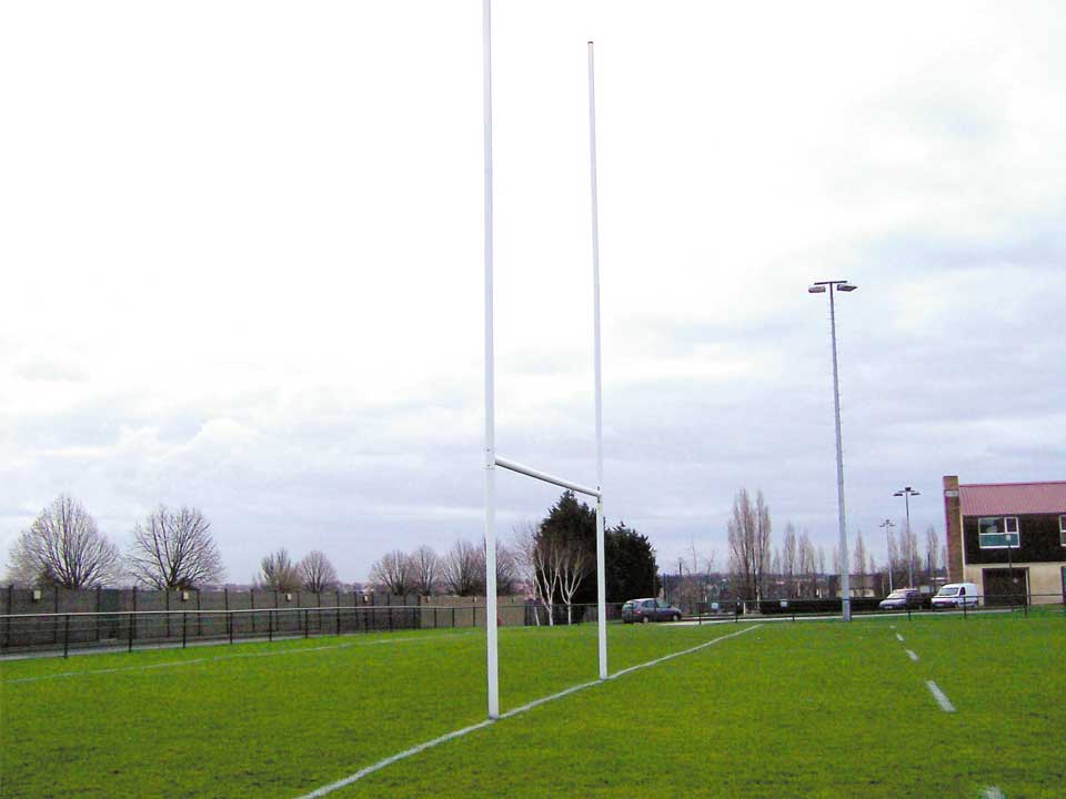Poteaux de Rugby en aluminium sur charnière, 11m